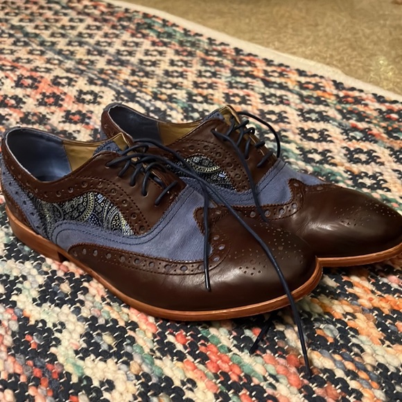 Robert Graham Oxford with Paisley Insert - Picture 1 of 5